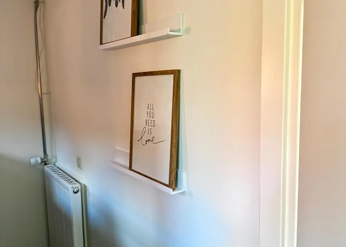 't Boshuusje Berg & Beek * 푸텐