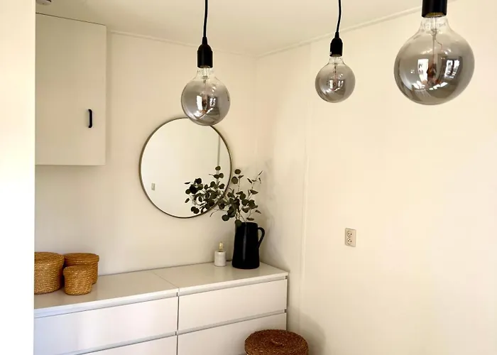 't Boshuusje Berg & Beek * 푸텐