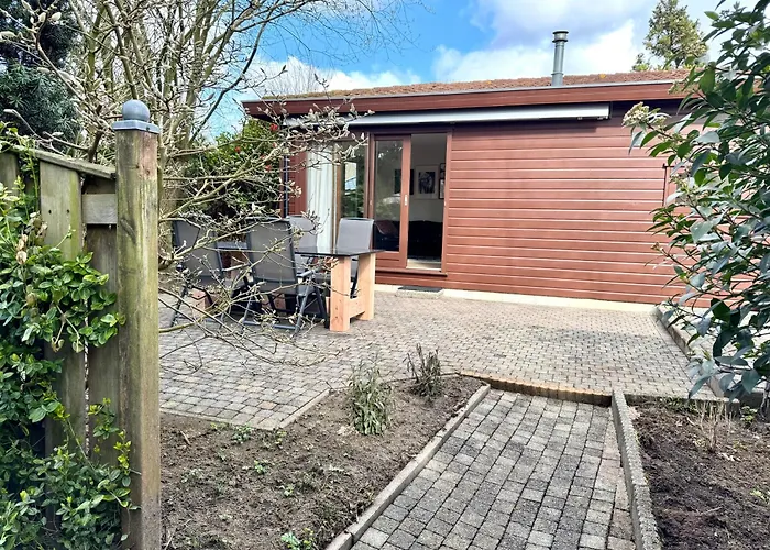 't Boshuusje Berg & Beek * 푸텐